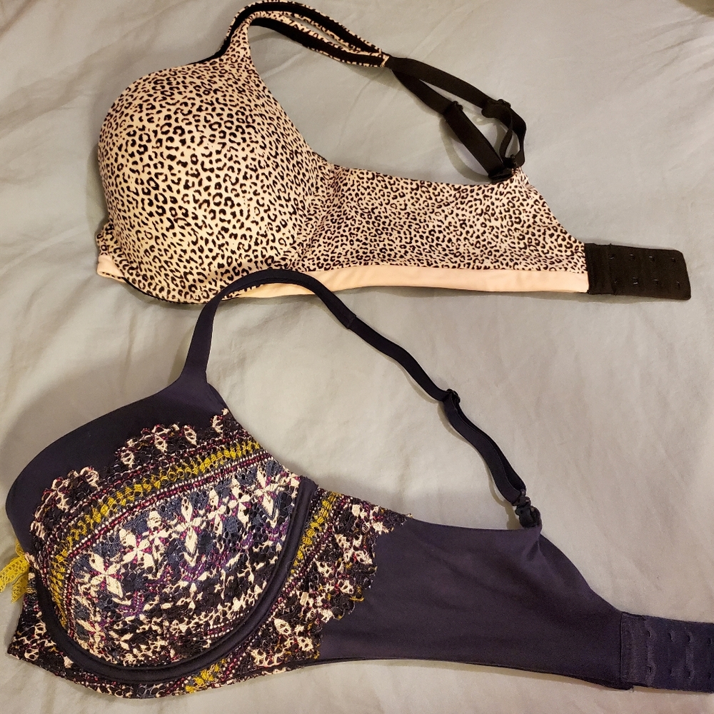 Victoria's Secret bras- 34D, Set of 2